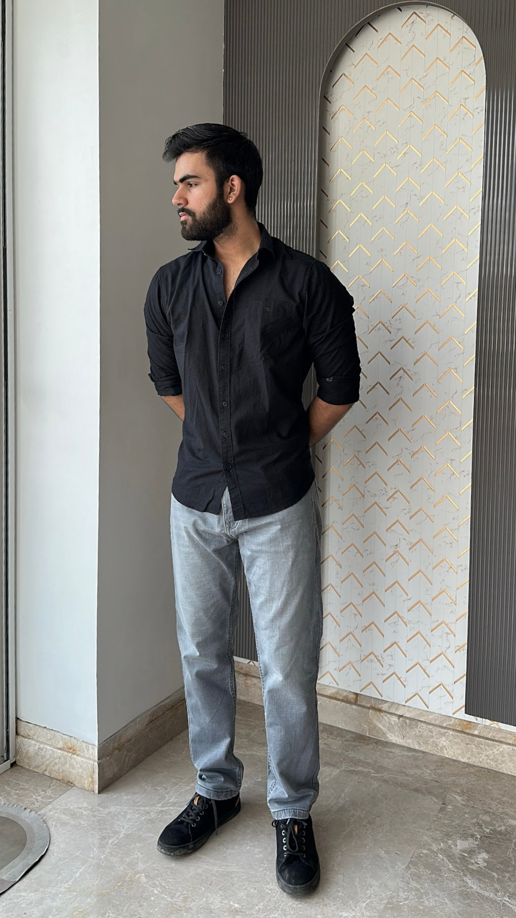 Silver Grey Tailored Fit Denim Jeans For Men