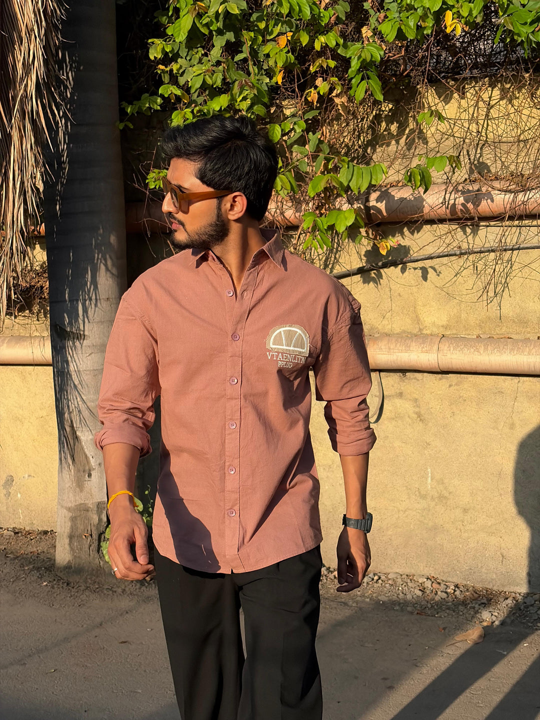 100% Linen Cotton Dusty Rose Embroidery Pattern Relax Fit Shirt