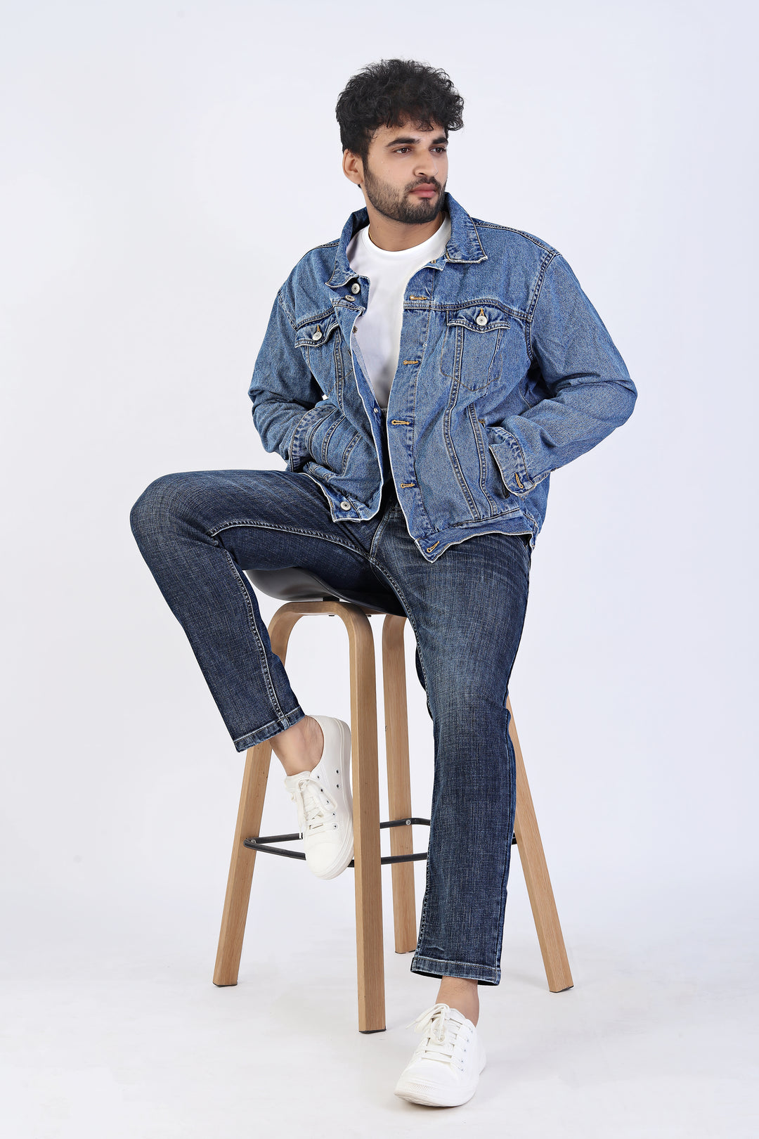 Vintage Blue Tailored Fit Denim Jeans For Men