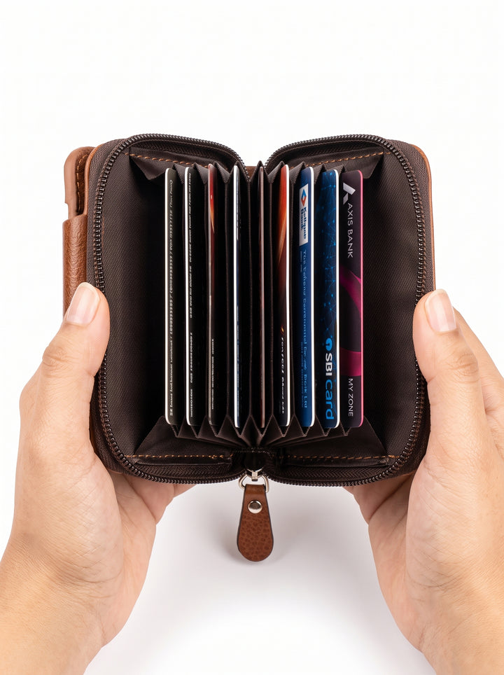 High-Capacity Hybrid Zip & Snap Leather Wallet – Classic Black