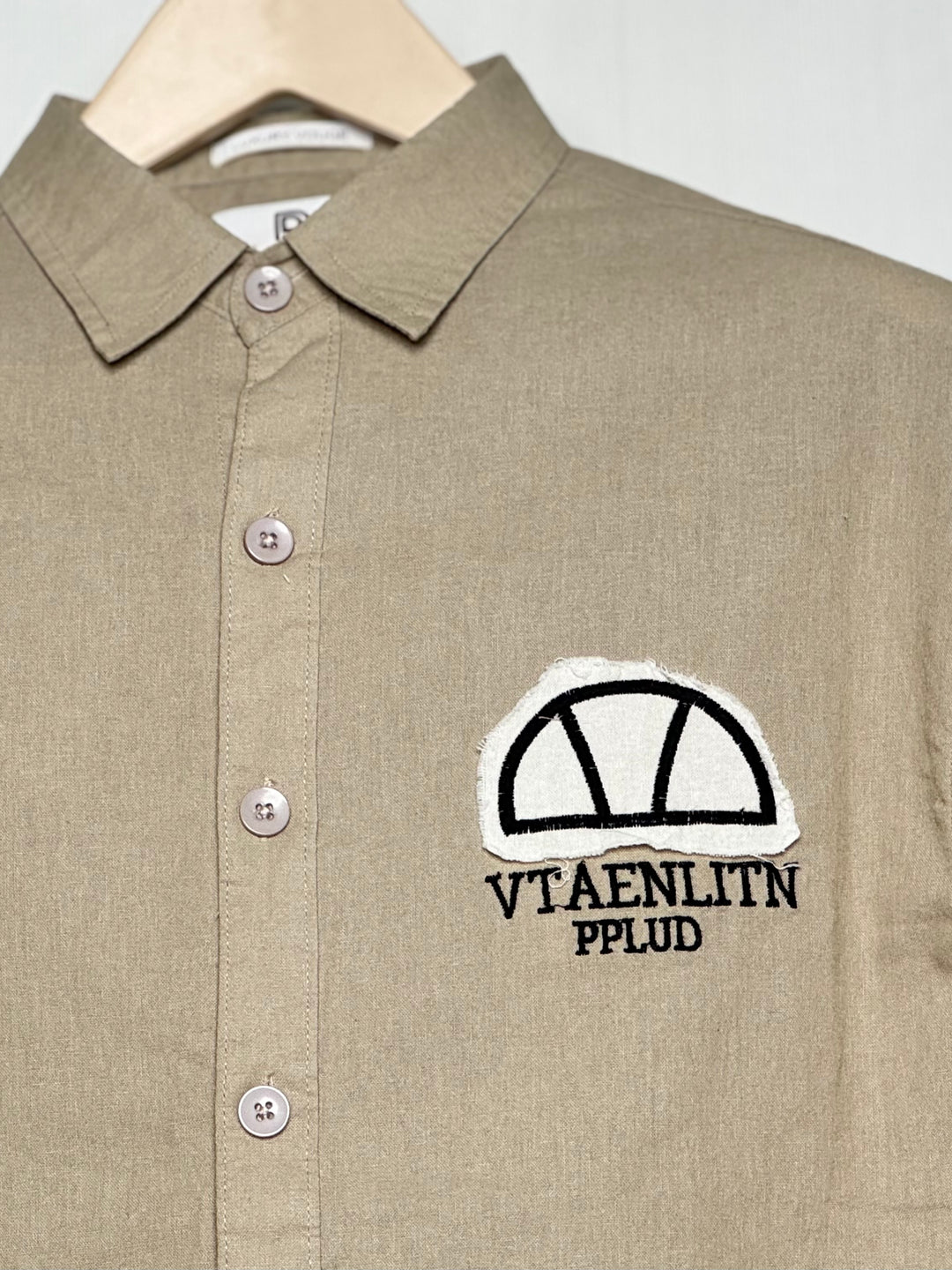 100% Linen Cotton Khaki Embroidery Pattern Relax Fit Shirt