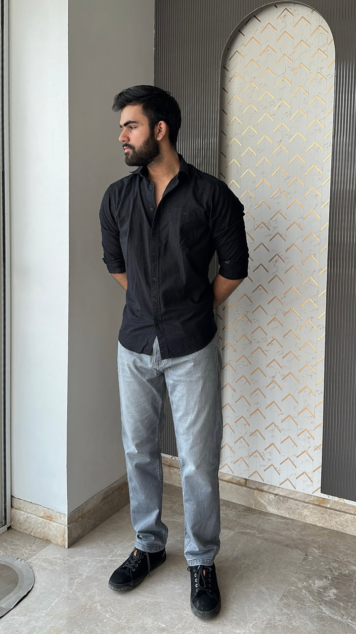 Silver Grey Tailored Fit Denim Jeans For Men