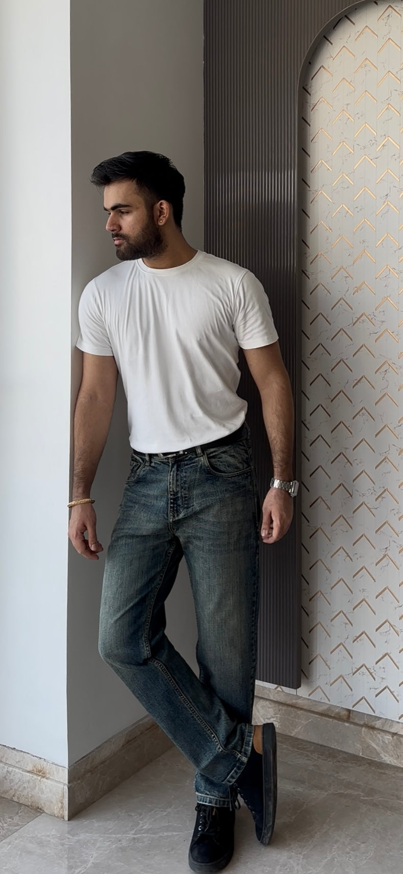 Vintage Grey Tailored Fit Denim Jeans For Men