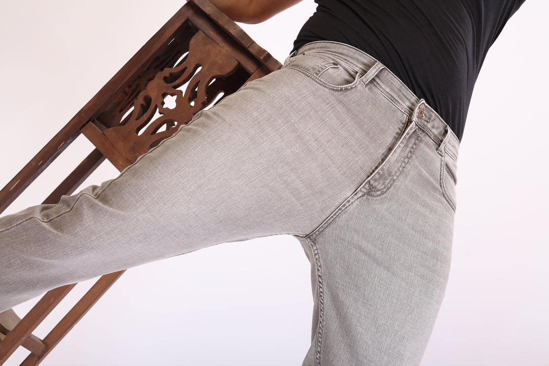 Light Beige Tailored Fit Denim Jeans For Men