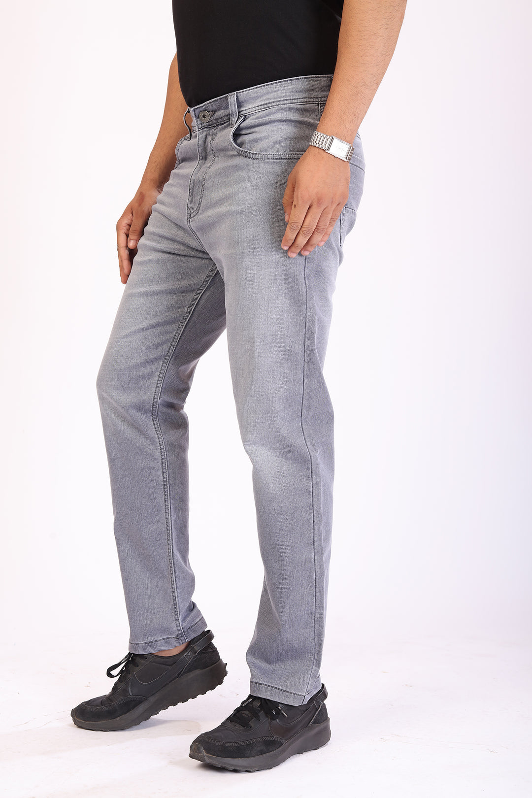 Silver Grey Tailored Fit Denim Jeans For Men